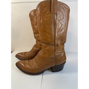 "MEN Western Boots Brown Size 8D Brand ARMORTRED made in mexico oil resisting"